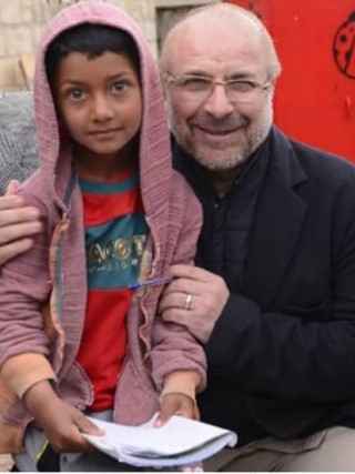 دست نوشته دکتر محمد باقر قالیباف در دیدار با کودک سرفاریابی در پیج اینستاگرامی / عرفان همچنان منتظر می باشد